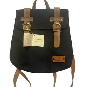 Bonendis Black and Tan Women's Backpack